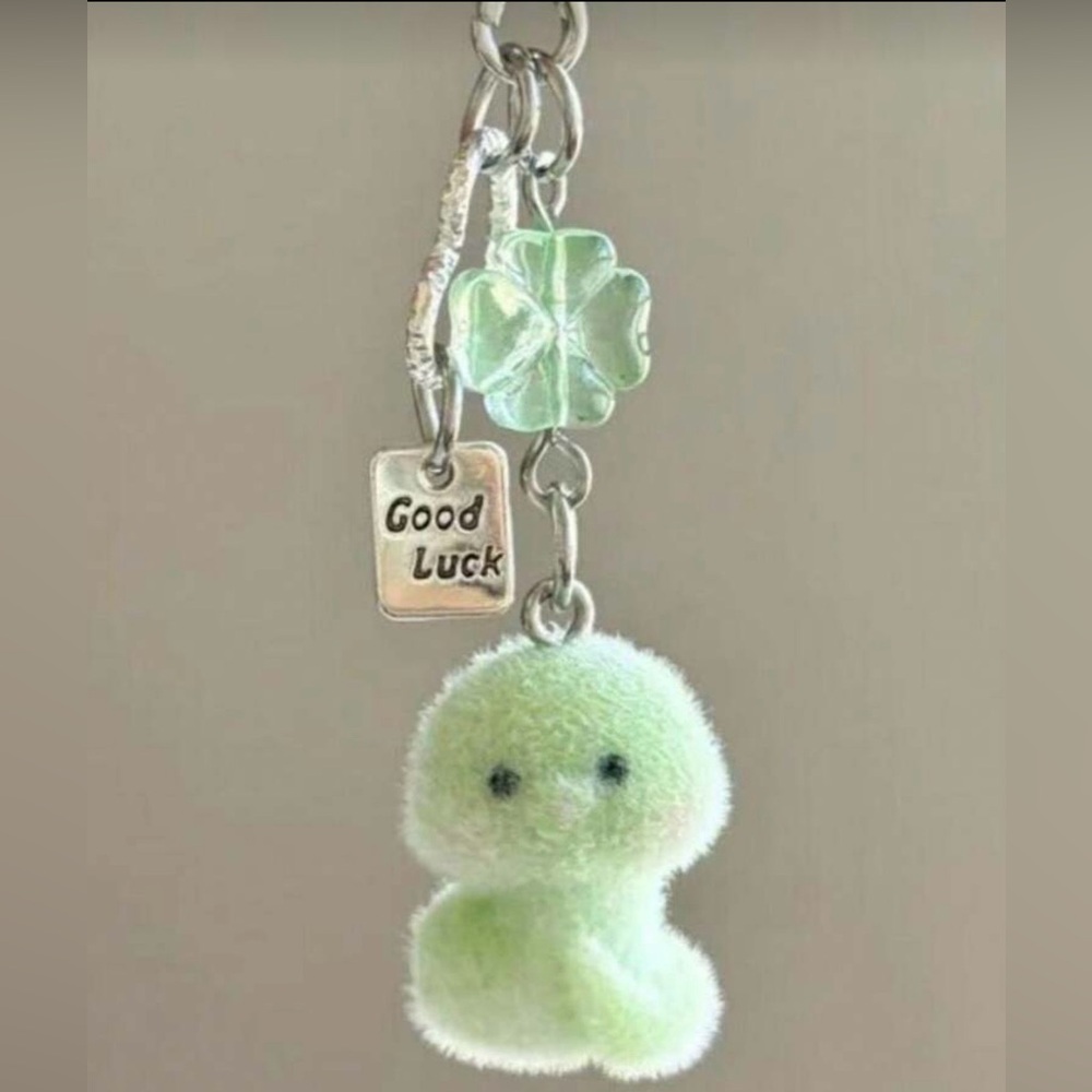 Cute Green Plush Keychain
(157)